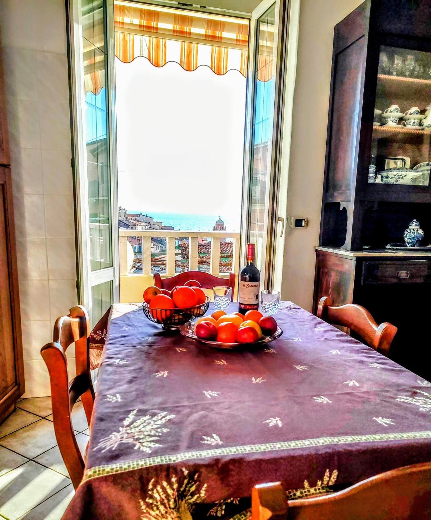 Apartamento -La Terrazza Nel Vigneto- Golfo Dei Poeti Tellaro Exterior foto